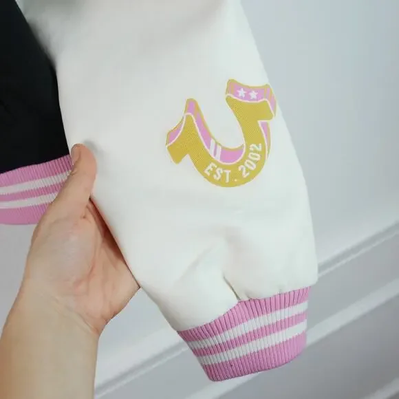 New Women’s True Religion Script Horseshoe Varsity Jacket Size L Pink Academia - Picture 6 of 11